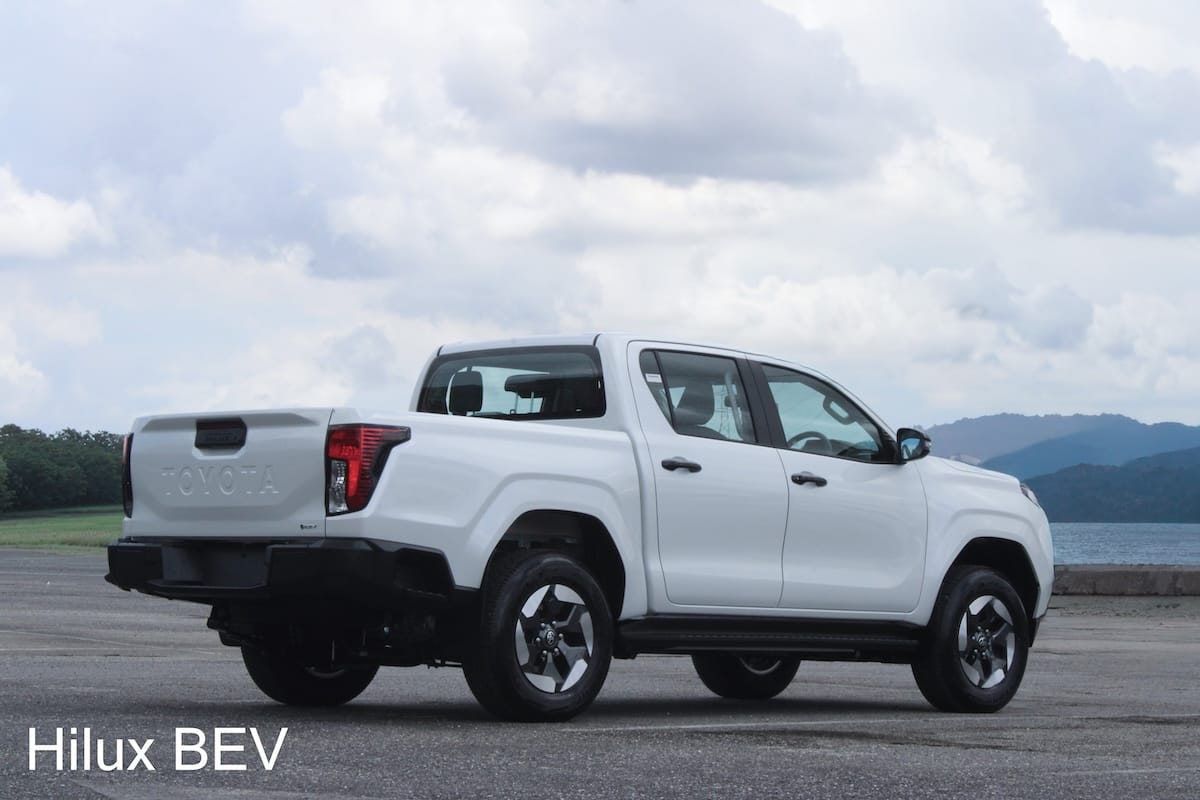Hilux-BEV-Design-01